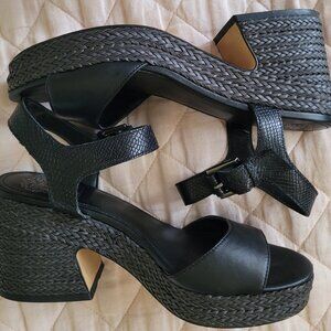 Vince Camuto Blk Woven Sandal Size 7.5